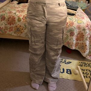 Wild Fable Light Gray Camouflage Cargo Pants